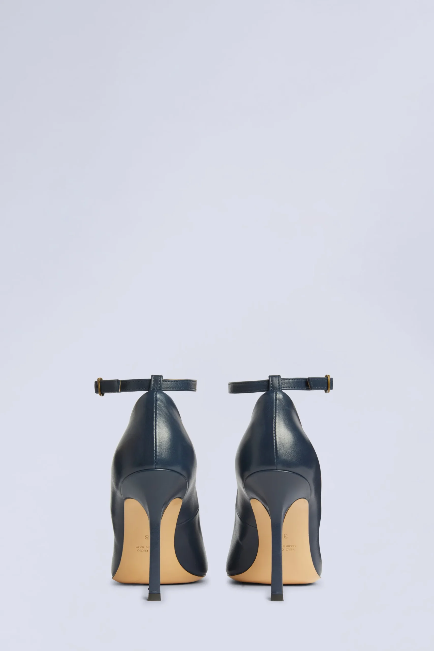 Hot Antonio Marras Lorena