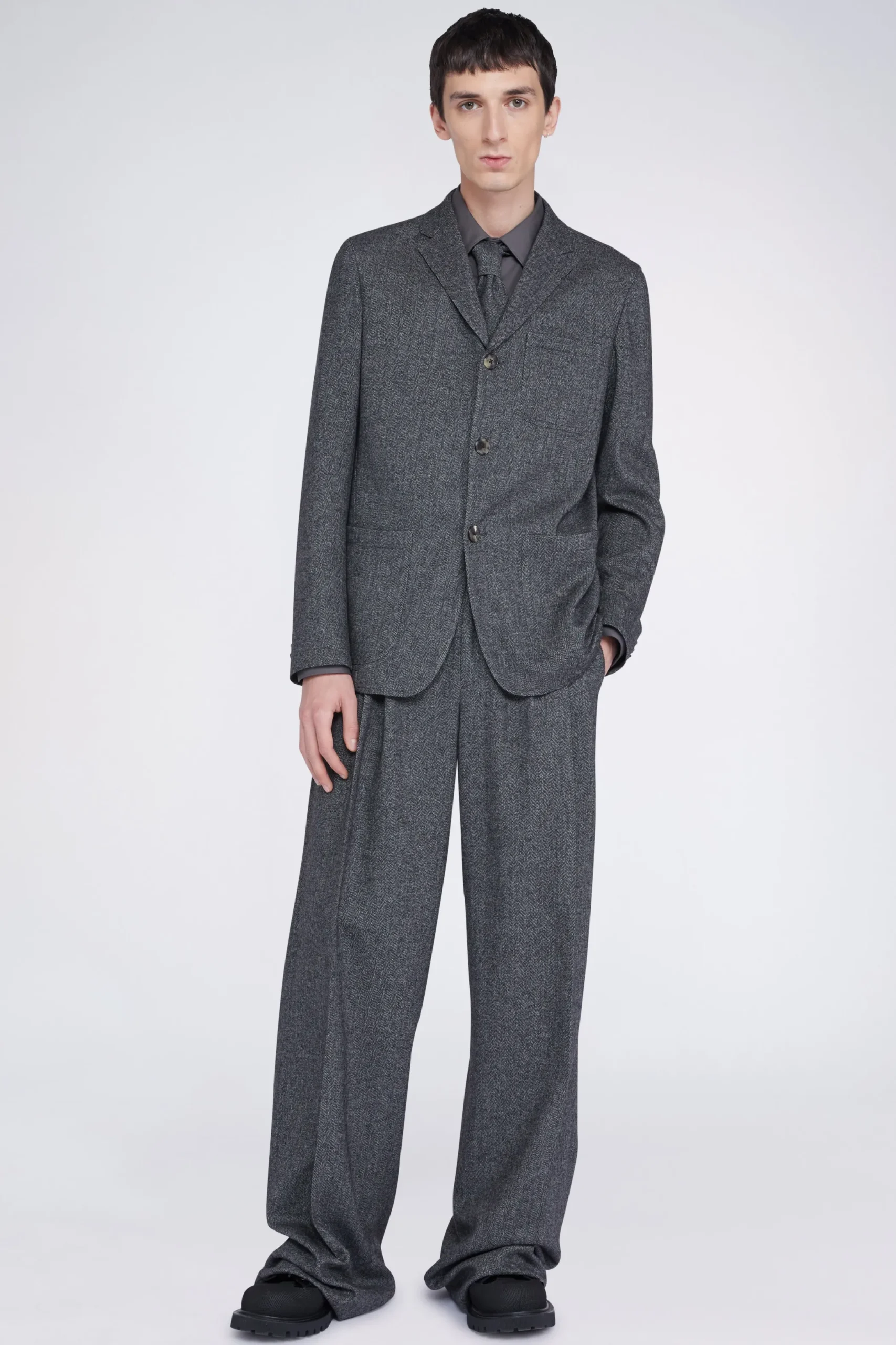 Online Antonio Marras Tario